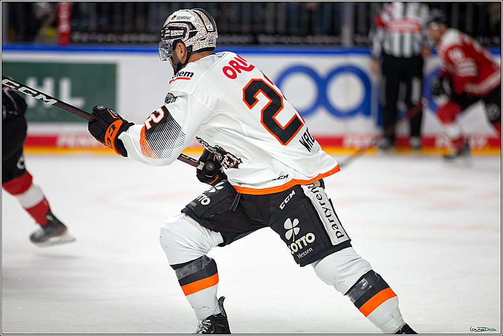 PENNY DEL; Koelner Haie- Loewen Frankfurt; Koeln, 01.12.2022